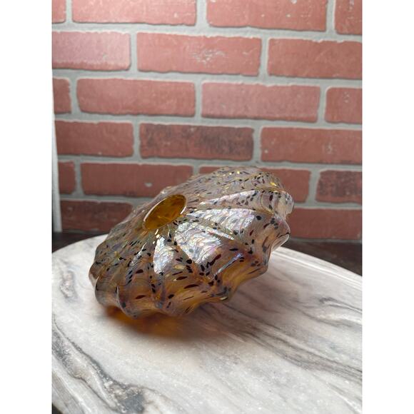 Fifth Avenue Crystal Art Glass Conch Shell Vase Amber Tortoise Iridescent - Picture 2 of 9
